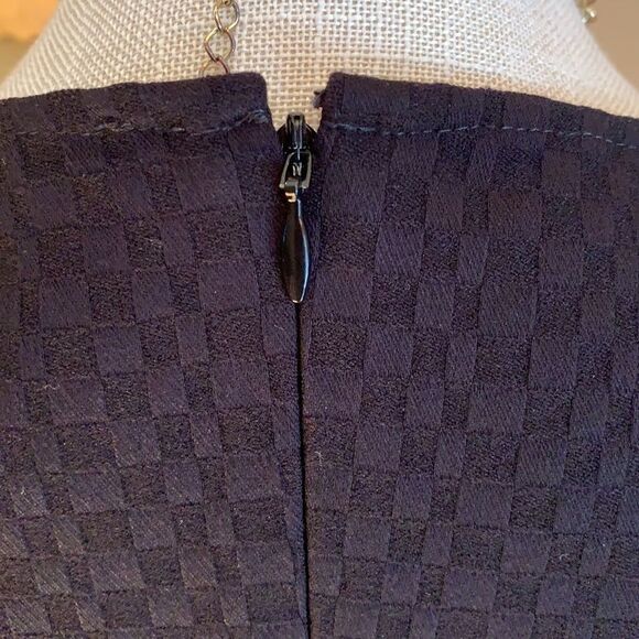 Natori Sleeveless Black Checked Dress - Picture 7 of 10